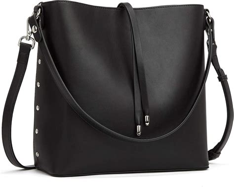 rent designer handbags online.